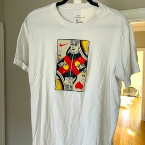 Nike queen tee